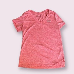 pink under armour shirt size medium